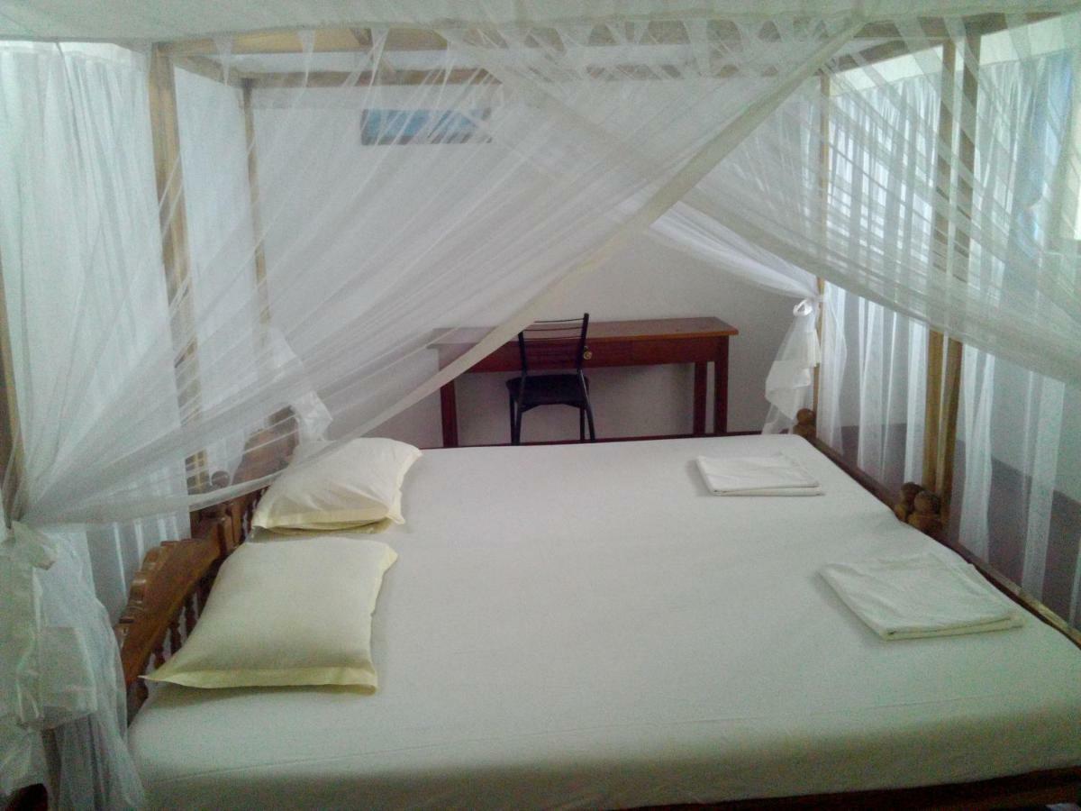 Dilip'S House Apartment แทนกาลเล ภายนอก รูปภาพ